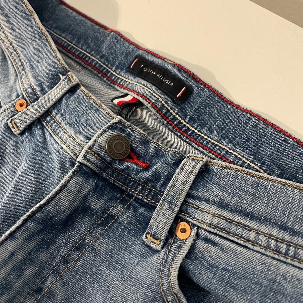 Tommy Hilfiger Men’s Light Blue Denim Jeans
